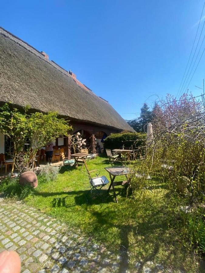 Bed and Breakfast Fischerhaus Galenbeck Exterior foto